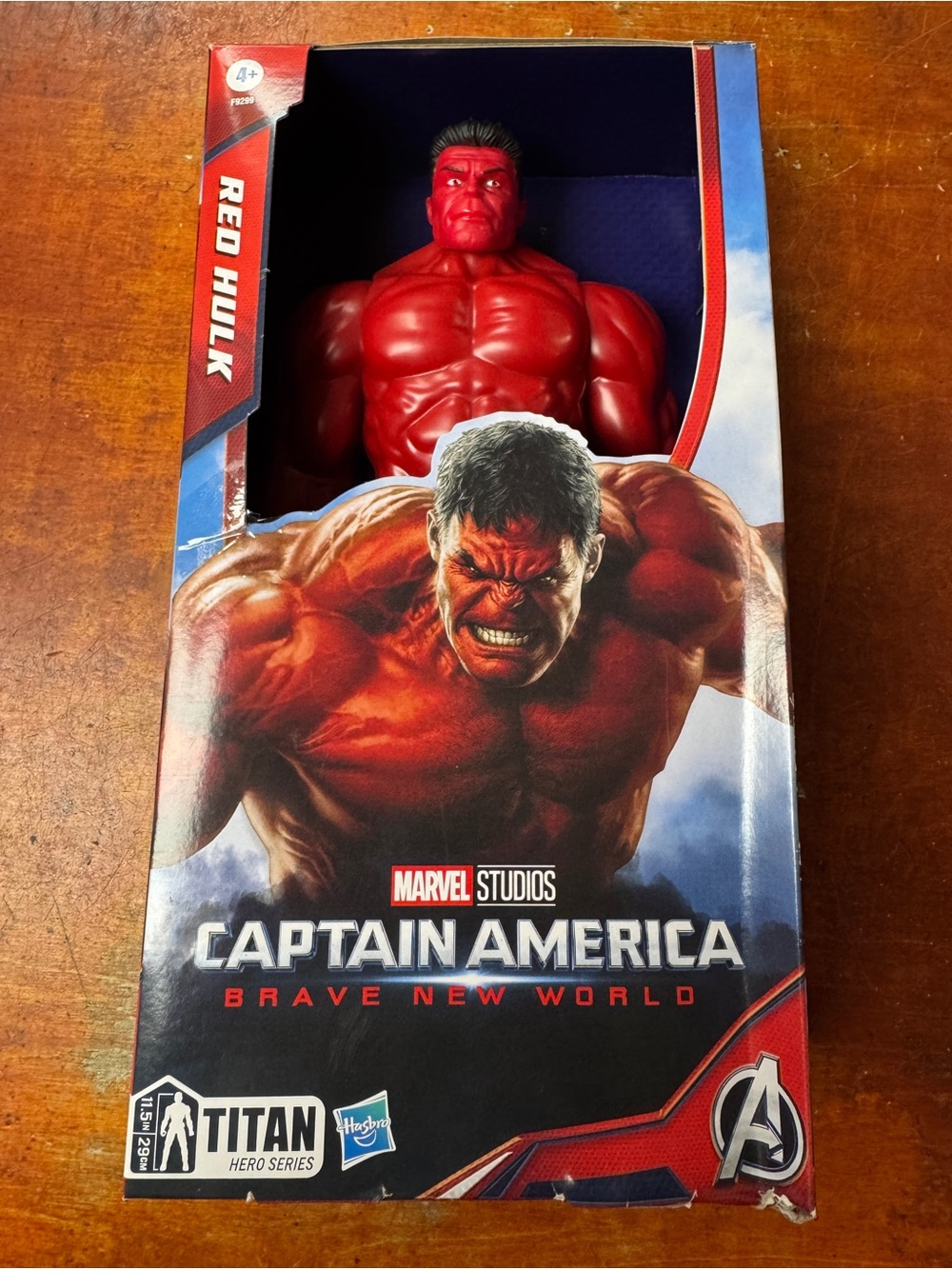 Hasbro Red Hulk Action Figure - Bright Red Titan Hero-New